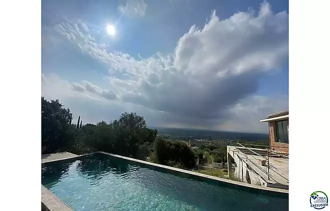 Large modern house under construction in Els Olivars. A unique opportunity to customize your home. S