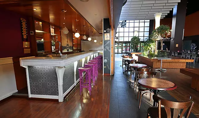 Commercial local fully equipped for sale in a great location in Figueres.
