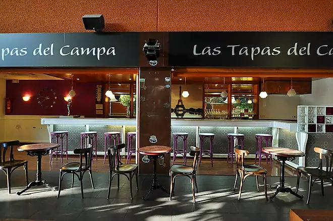Commercial local fully equipped for sale in a great location in Figueres.