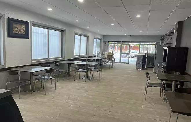 COMMERCIAL PREMISES IN THE CENTER