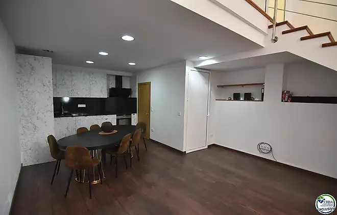 Converted local into a home with parking space in Gran Reserva, Empuriabrava