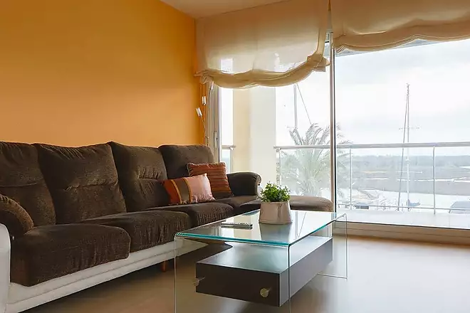 Spacious apartment with terrace, parking, storage room, sea views and pool