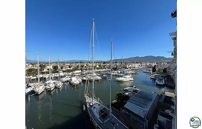 Perfect flat in Ampuriabrava, Costa Brava for sale