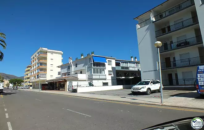 NICE 1 BEDROOM APARTMENT IN SANTA MARGARITA-ROSES