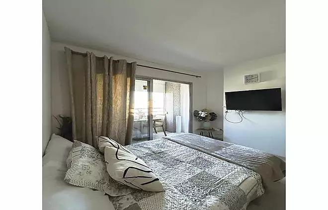 OPPORTUNITY! Studio for sale in Empuriabrava &ndash; Costa Brava