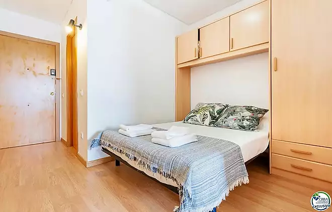 17th-floor studio with terrace and spectacular sea views &ndash; Empuriabrava, Costa Brava