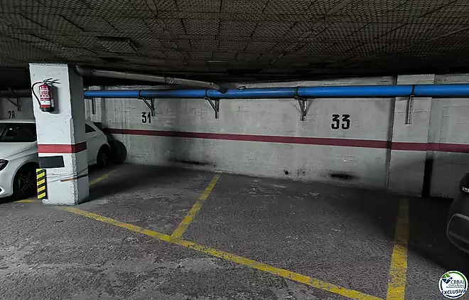 Great opportunity: large parking space for big car