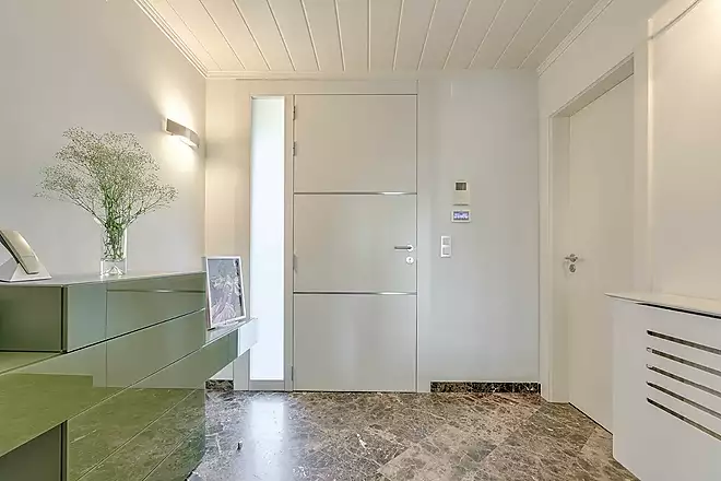 High-end house in La Jonquera: luxury among the mountains with a heated private pool and spectacular