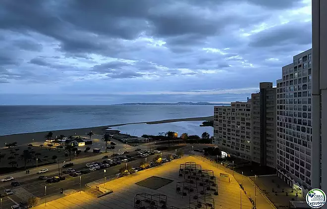 Renovated Seafront Apartment with Terrace and Sea Views