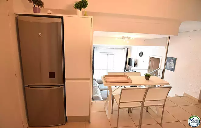 Apartamento con 2 dormitorios en primera linea de mar
