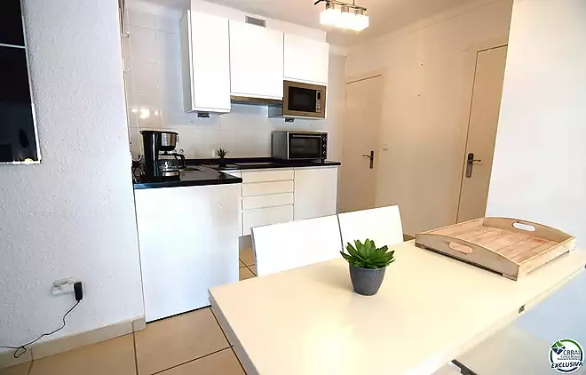 Apartamento con 2 dormitorios en primera linea de mar