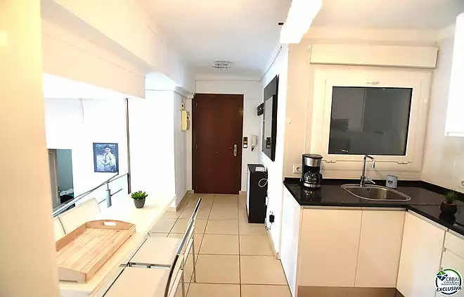 Apartamento con 2 dormitorios en primera linea de mar