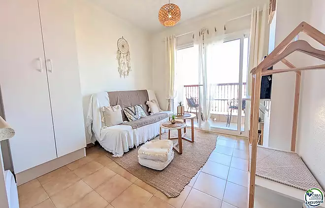 Estudio con cabina renovado con vistas al mar &ndash; Empuriabrava