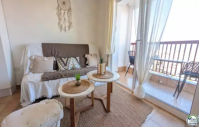 Estudio con cabina renovado con vistas al mar &ndash; Empuriabrava