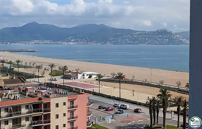 Estudio con cabina renovado con vistas al mar &ndash; Empuriabrava