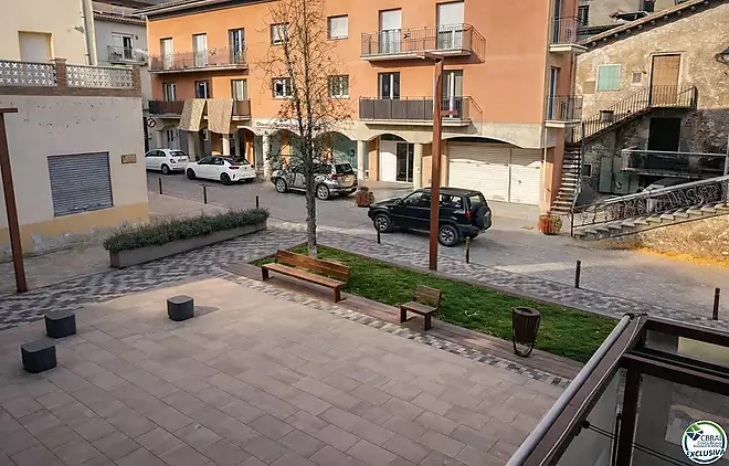 Spacious village house with garage, lift, 4 bedrooms