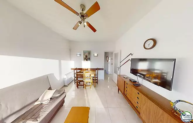 apartament 2 dormitoris amb vistes clares en m&eacute;s oliva, a Roses
