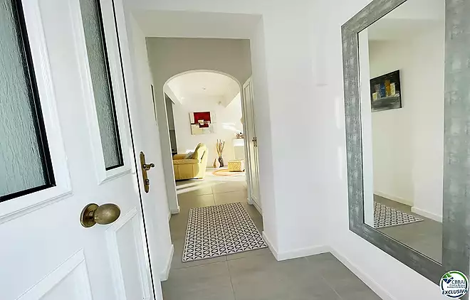 PANORAMIC VILLA WITH SEA VIEWS, PRIVATE POOL AND LARGE PLOT IN MAS FUMATS