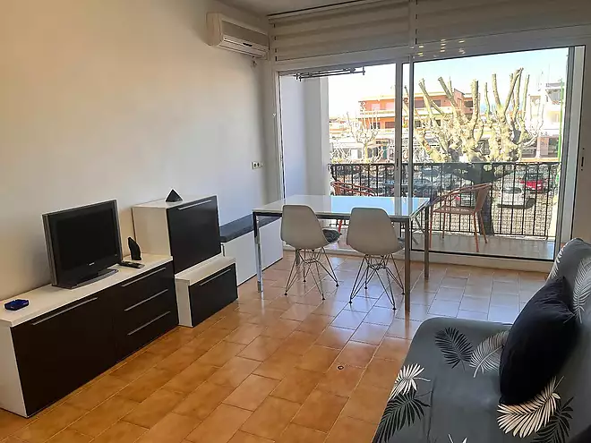 GRAN RESERVA Encantador apartament d&rsquo;1 dormitori amb terrassa en complex amb piscines i jardins