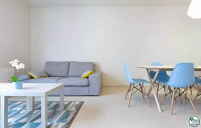 Apartment in Roses with tourist license