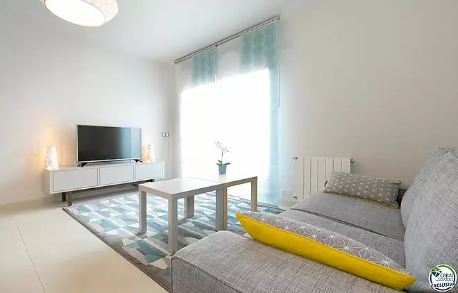 Apartment in Roses with tourist license