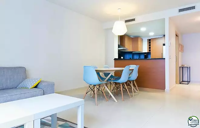 Apartment in Roses with tourist license
