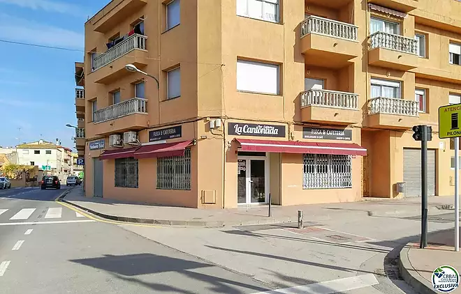 Bar-restaurant en venda