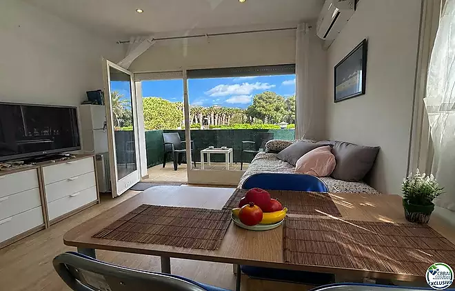 Cozy Renovated Apartment in El Port de Llan&ccedil;&agrave;