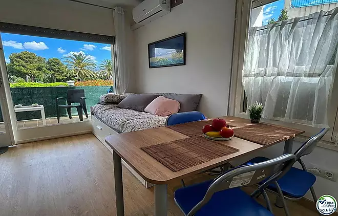 Cozy Renovated Apartment in El Port de Llan&ccedil;&agrave;