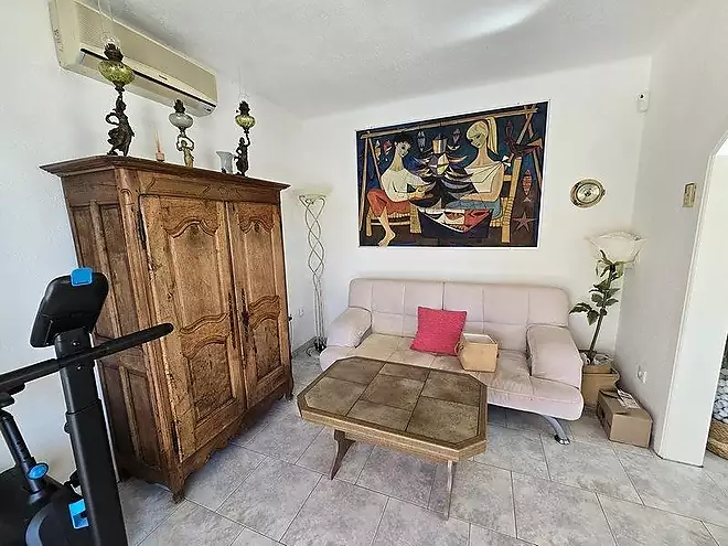 House with pool and tourist license - Peni area