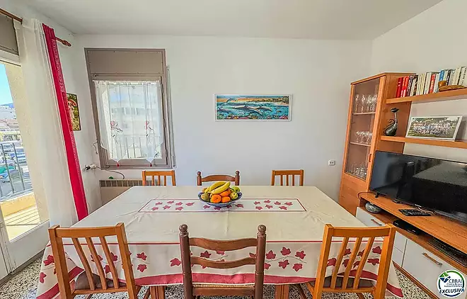 Cosy 2-bedroom apartment with terrace &mdash; Roses (Santa Margarita)