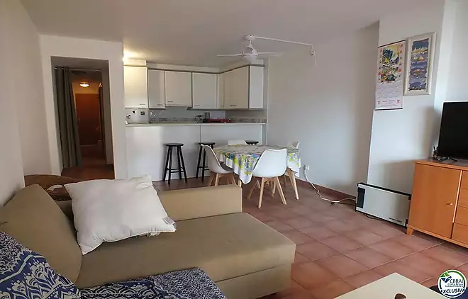 Sunny apartment with terrace and parking space in Santa Margarita