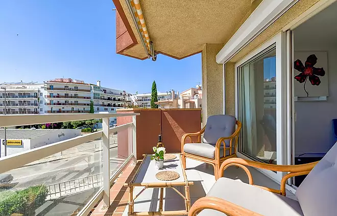 Unique opportunity in the port of Roses!