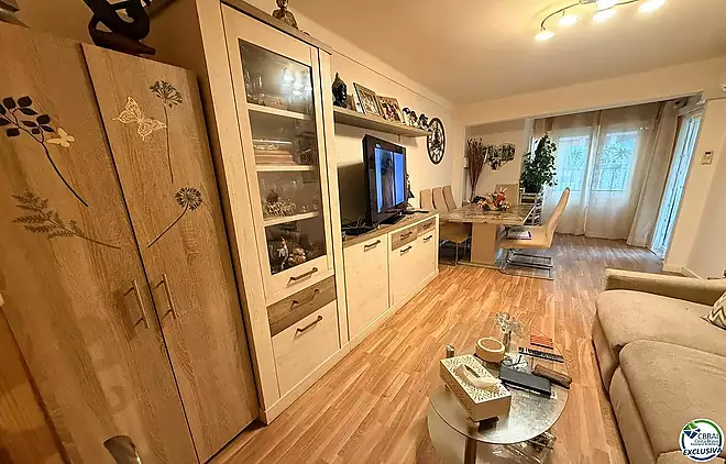 Apartment in the Heart of the Town Centre, Just 250 Metres from the Beach.