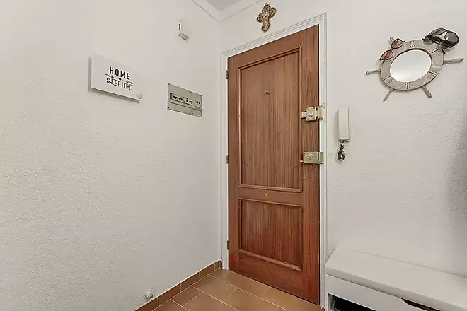 Charming apartment in the center of Roses, 200 m from the beach