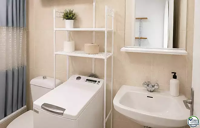 **Studio in Delta Muga &ndash; Empuriabrava, with open views**