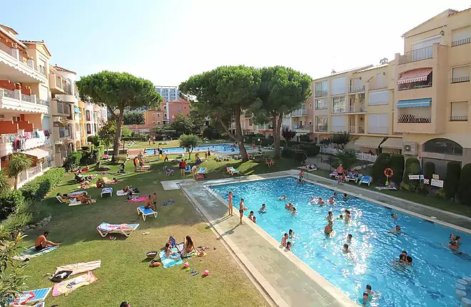 GRAN RESERVA  Apartament de 2 dormitoris amb piscines, jardins i llic&egrave;ncia tur&iacute;stica a 100 metres de