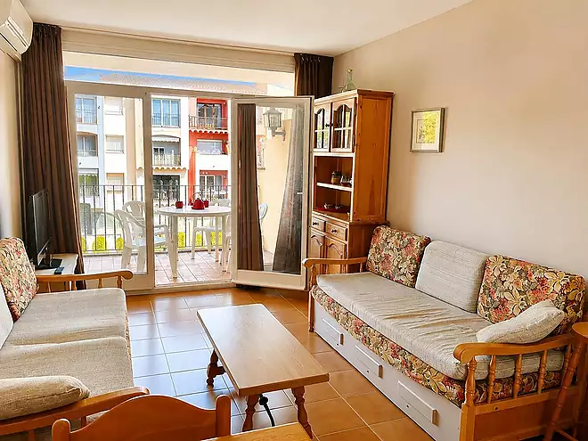 GRAN RESERVA  Apartament de 2 dormitoris amb piscines, jardins i llic&egrave;ncia tur&iacute;stica a 100 metres de