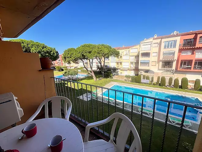 GRAN RESERVA  Apartament de 2 dormitoris amb piscines, jardins i llic&egrave;ncia tur&iacute;stica a 100 metres de