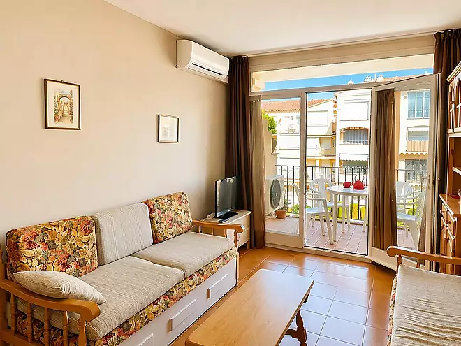 GRAN RESERVA  Apartament de 2 dormitoris amb piscines, jardins i llic&egrave;ncia tur&iacute;stica a 100 metres de