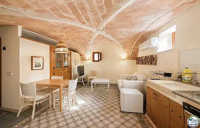 EXCLUSIVA MASIA DEL SEGLE XVI AMB LLIC&Egrave;NCIA DE TURISME RURAL