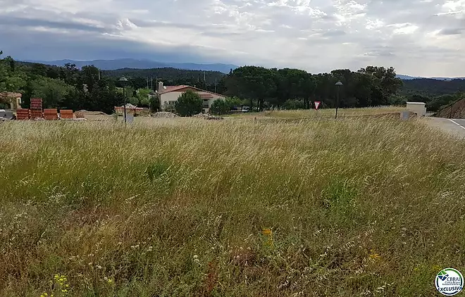 For sale in Darnius