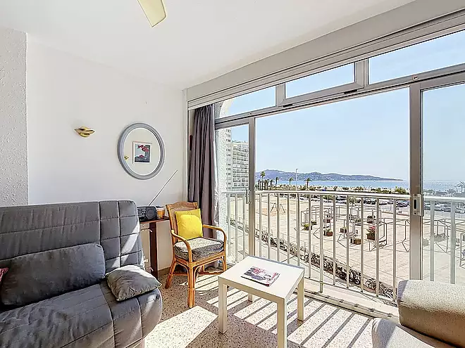 Apartament amb vista al mar a Empuriabrava