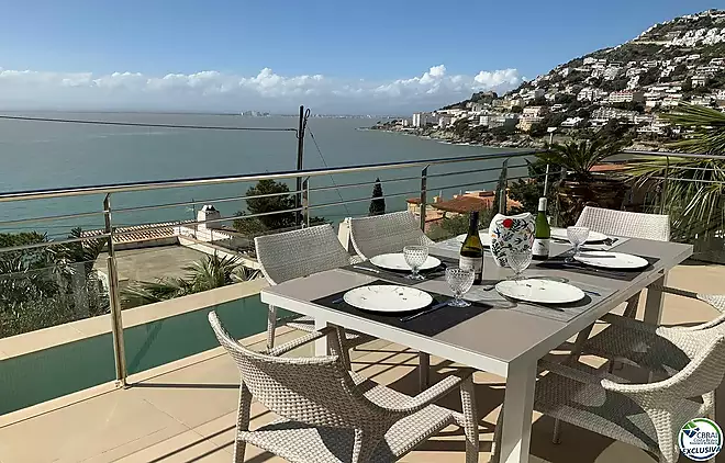 House in Roses, 3 bedrooms, 250 m2