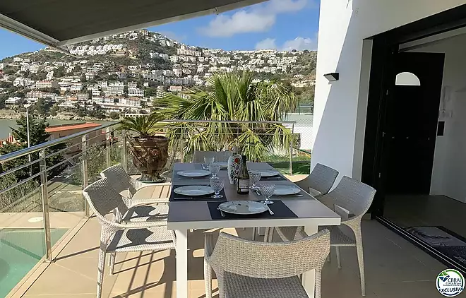 House in Roses, 3 bedrooms, 250 m2