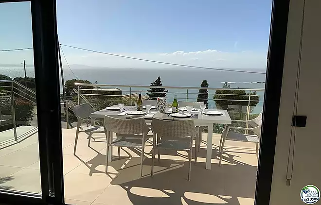 House in Roses, 3 bedrooms, 250 m2