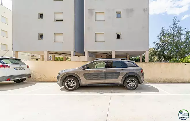🌴 Beautiful Apartment with Terrace & Private Parking &ndash; Salatar Area