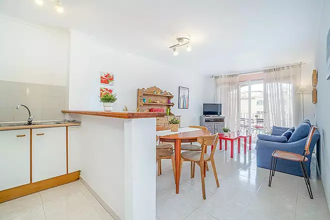 GRAN RESERVA  Charming apartment just 50 meters from the beach, with swimming pools, communal garden