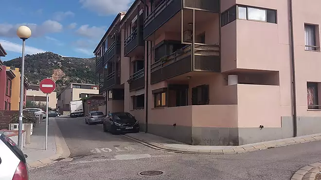 OLIVERA PALAU Secure Parking Space for a Small Car, Motorcycles, Jet Skis and Bicycles
