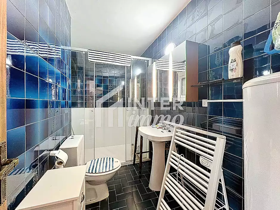 Casa dividida en 2 apartaments amb garatge a Empuriabrava - foto 29 de 29